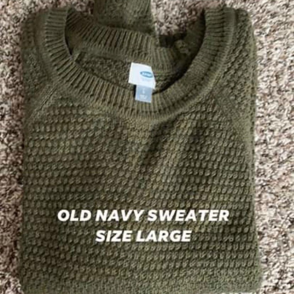 Old navy sweater